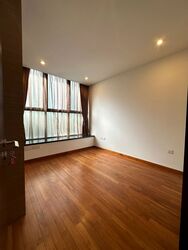Holland Link (D10), Terrace #583549221